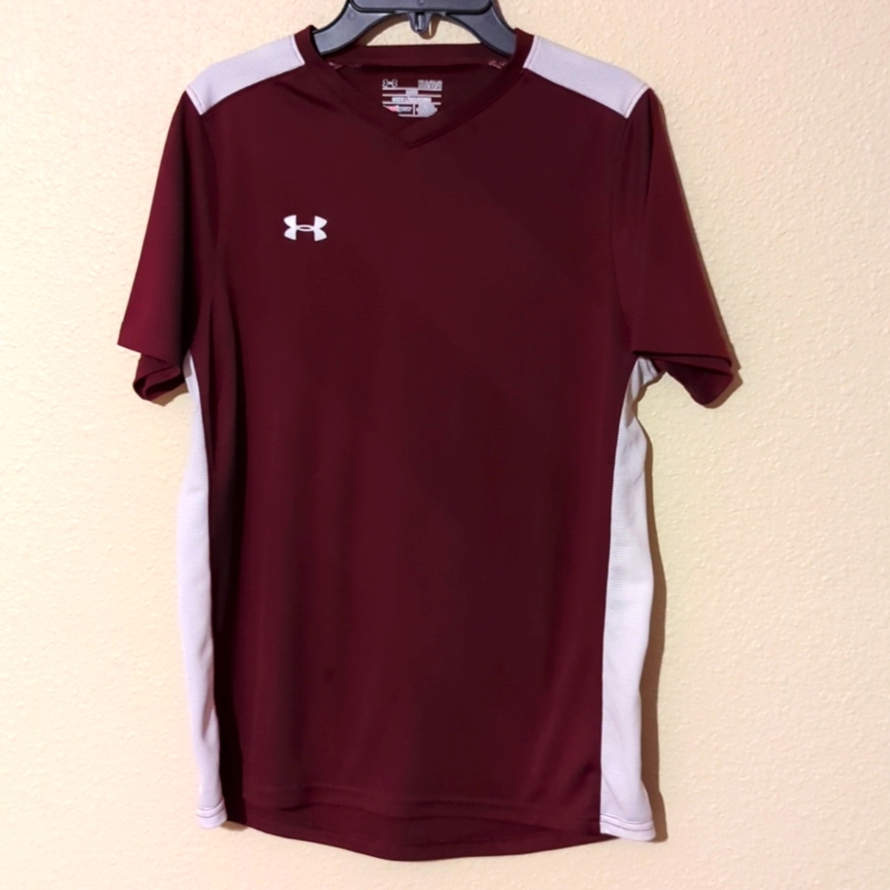 Boy's Under Armour Athletic Shirt. Size Large Loose. Maroon/White.